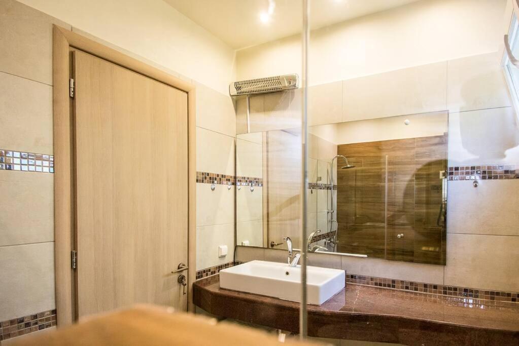 Joana Apartment 阿尔戈斯托利翁 外观 照片